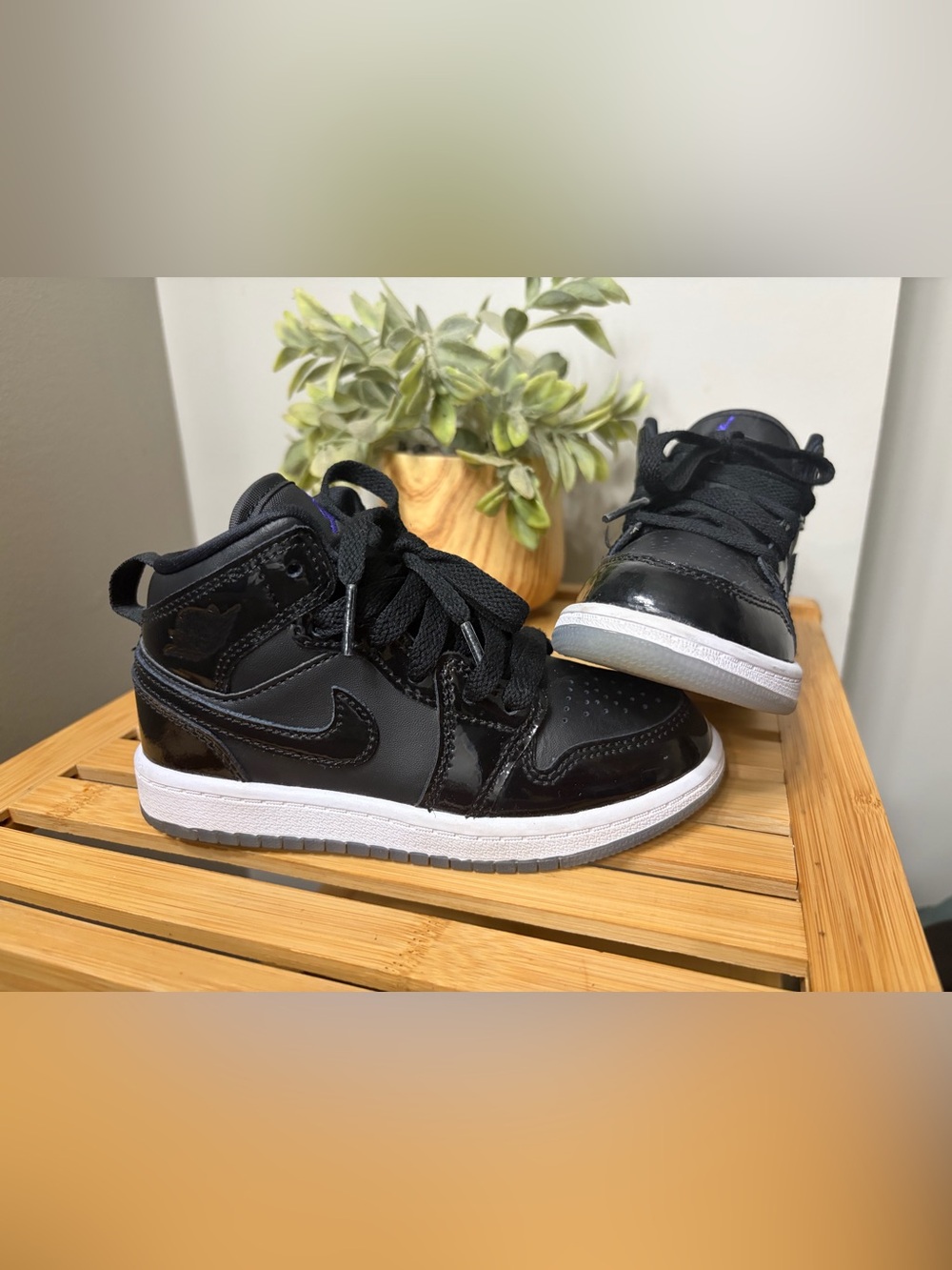 Jordan 1 Mid SE Space Jam kids 11c - Picture 2 of 8